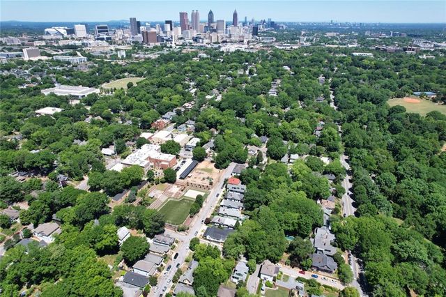 704 Oakland Avenue SE, Atlanta, GA 30315