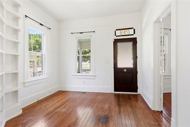 704 Oakland Avenue SE, Atlanta, GA 30315