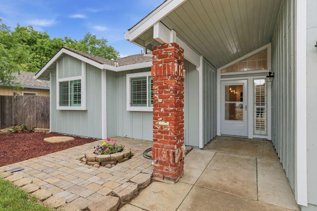 5718 Cobblestone Dr, Rocklin, CA 95765