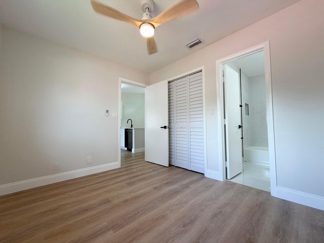 18720 Schooner Drive, Boca Raton, FL 33496