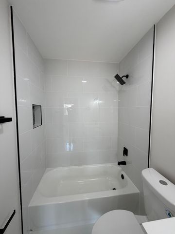 18720 Schooner Drive, Boca Raton, FL 33496