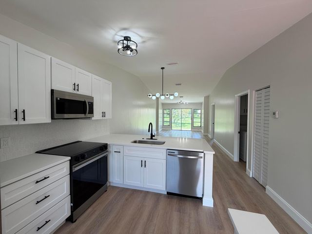 18720 Schooner Drive, Boca Raton, FL 33496