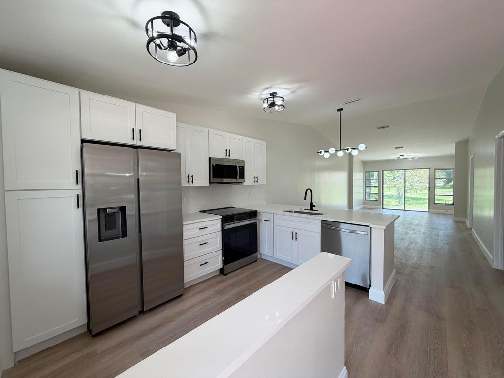 18720 Schooner Drive, Boca Raton, FL 33496