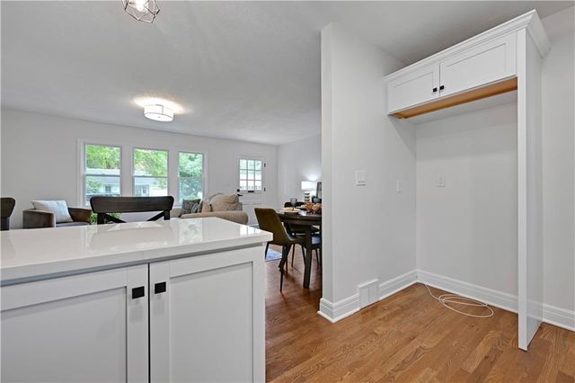 5408 W 72nd Street, Prairie Village, KS 66208