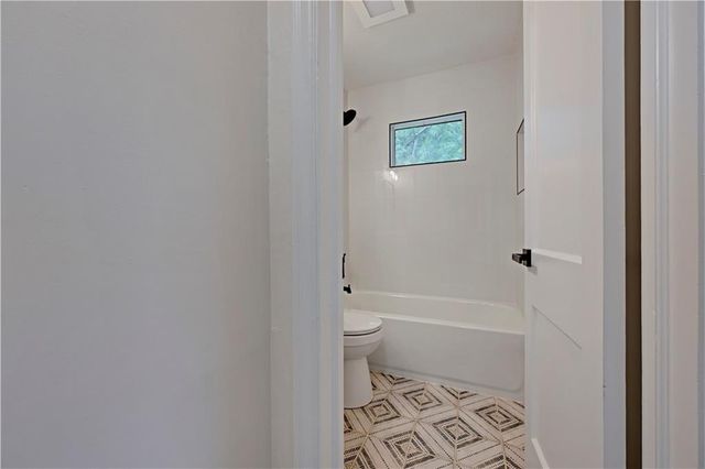 5408 W 72nd Street, Prairie Village, KS 66208
