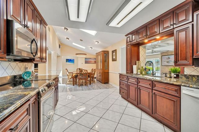 1807 OAK FOREST DRIVE S, Clearwater, FL 33759