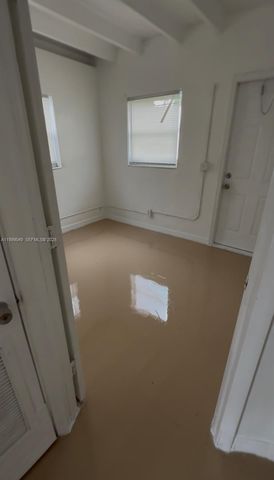 320 SW 11th Avenue 1, Homestead, FL 33030
