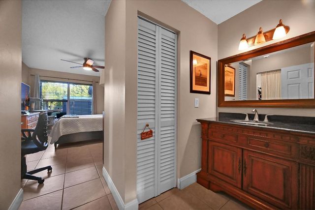 214 Palmetto Court, Jupiter, FL 33458