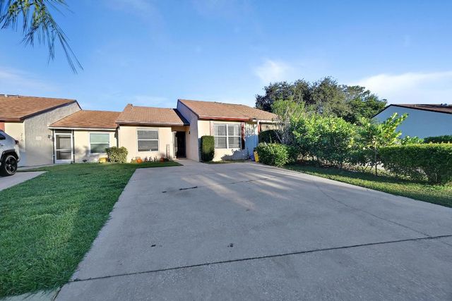 214 Palmetto Court, Jupiter, FL 33458