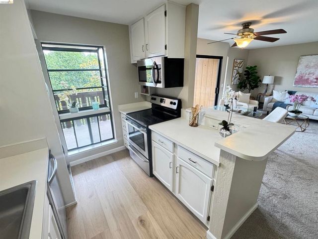 16363 Saratoga St 202E, San Leandro, CA 94578