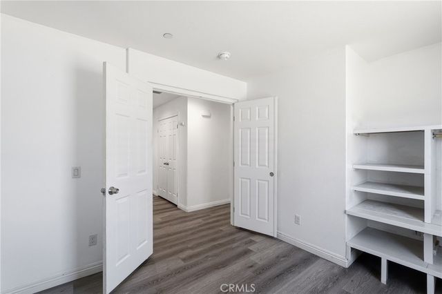 570 Farmstead, Hemet, CA 92543