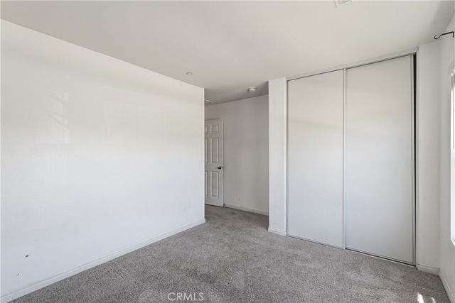 570 Farmstead, Hemet, CA 92543