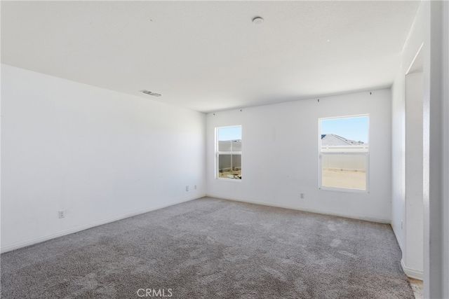 570 Farmstead, Hemet, CA 92543