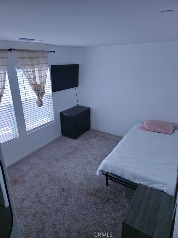 Image 7 of property listing at 570 Farmstead, Hemet, CA 92543