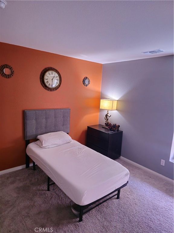 Image 9 of property listing at 570 Farmstead, Hemet, CA 92543