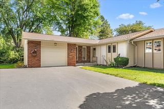 707 Tamarack DRIVE E, West Bend, WI 53095