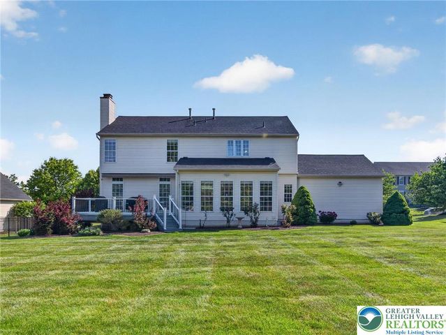 7018 Tuscany Drive, Lower Macungie Twp, PA 18062