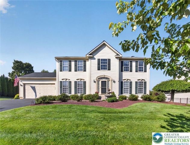 7018 Tuscany Drive, Lower Macungie Twp, PA 18062