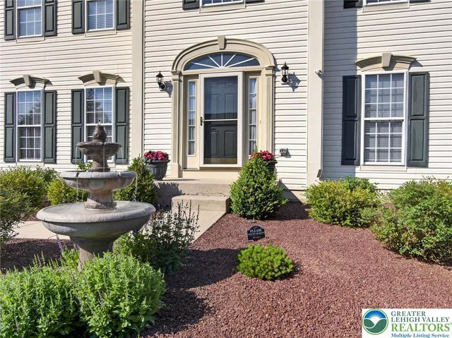 7018 Tuscany Drive, Lower Macungie Twp, PA 18062