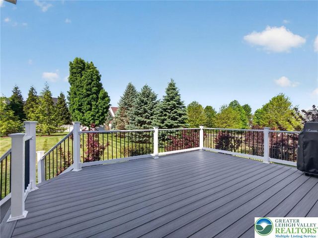 7018 Tuscany Drive, Lower Macungie Twp, PA 18062
