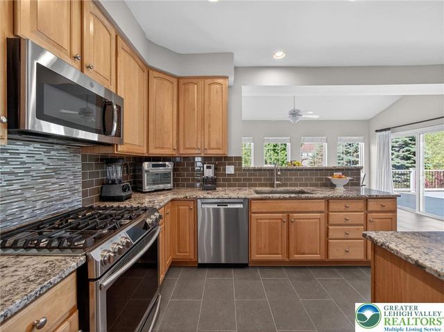 7018 Tuscany Drive, Lower Macungie Twp, PA 18062