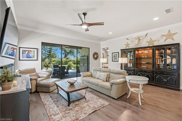 2870 Cinnamon Bay CIR NW, Naples, FL 34119