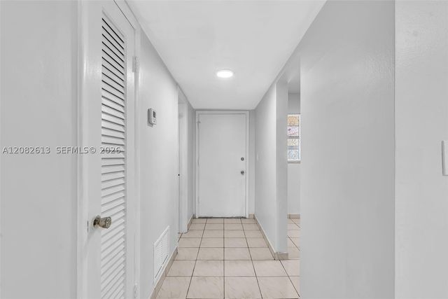 1540 NE 191st St 320, Miami, FL 33179
