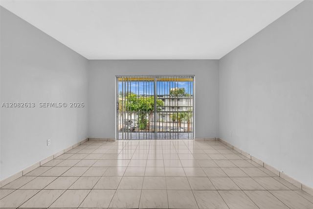 1540 NE 191st St 320, Miami, FL 33179