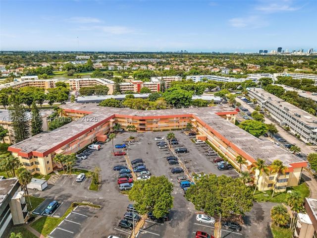 1540 NE 191st St 320, Miami, FL 33179