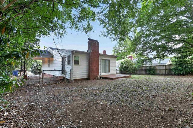 220 Woodview Ave, Spartanburg, SC 29306
