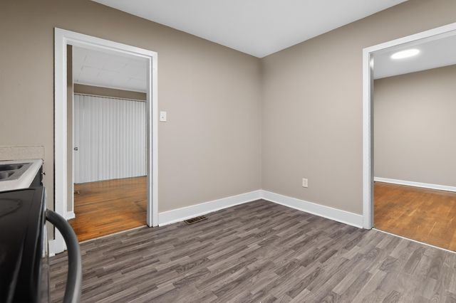 220 Woodview Ave, Spartanburg, SC 29306