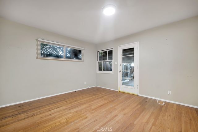 5161 Canoga Avenue, Woodland Hills, CA 91364