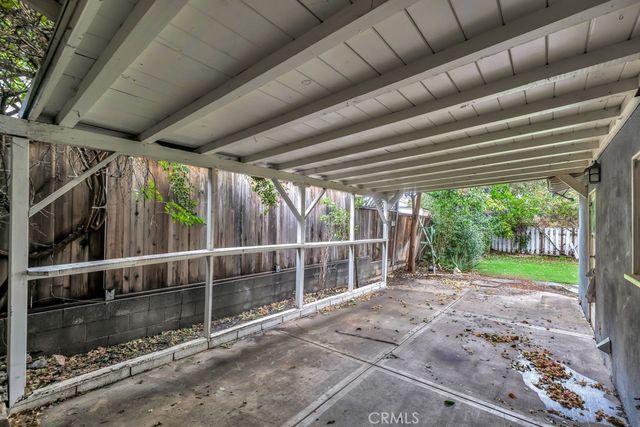 5161 Canoga Avenue, Woodland Hills, CA 91364