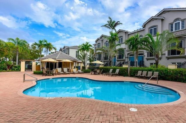 3932 Coral Heights Way, Oakland Park, FL 33308