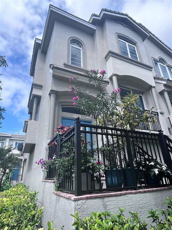 3932 Coral Heights Way, Oakland Park, FL 33308