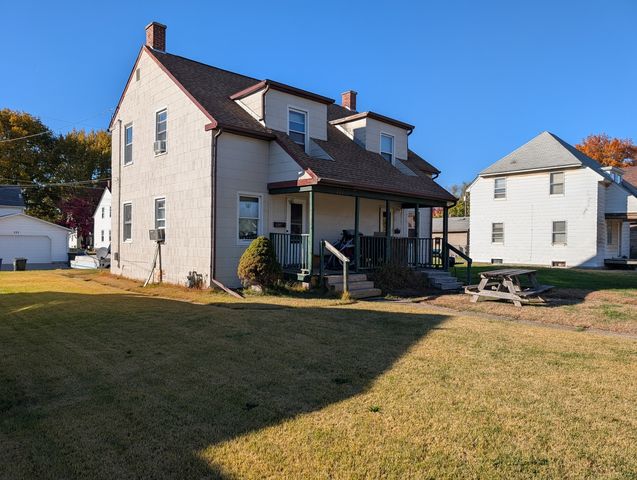 222 S Elmwood Avenue, Davenport, IA 52802