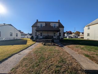 222 S Elmwood Avenue, Davenport, IA 52802