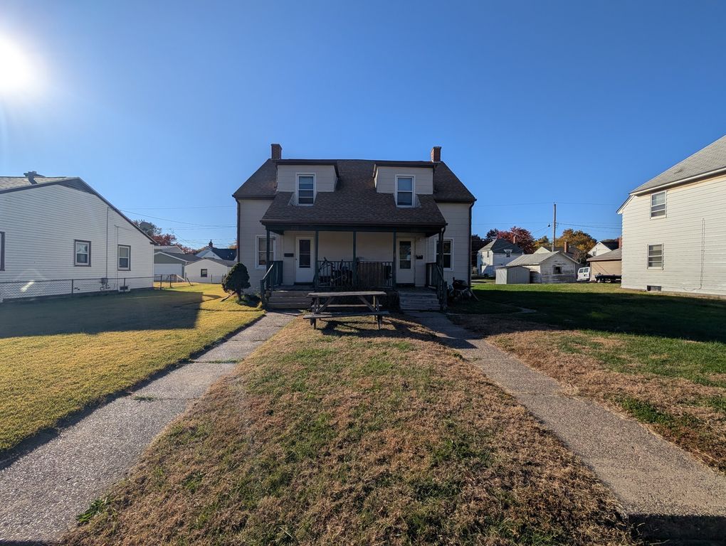222 S Elmwood Avenue, Davenport, IA 52802