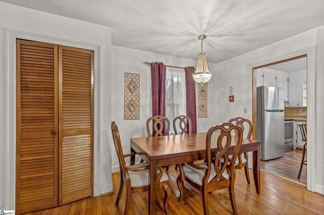 573 Mauldin Lake Road, Liberty, SC 29657