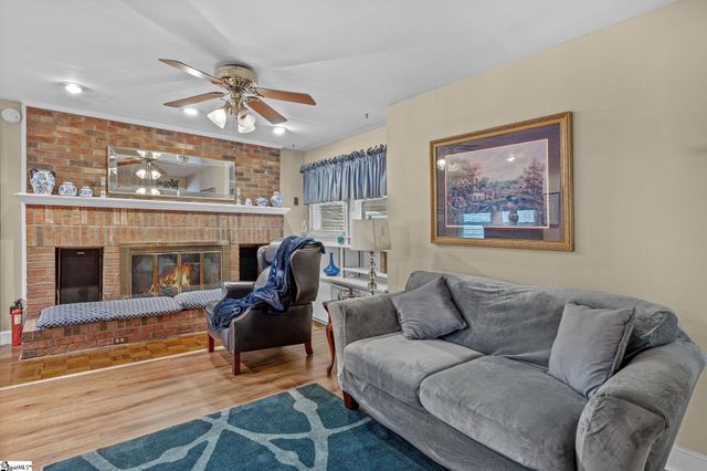 573 Mauldin Lake Road, Liberty, SC 29657