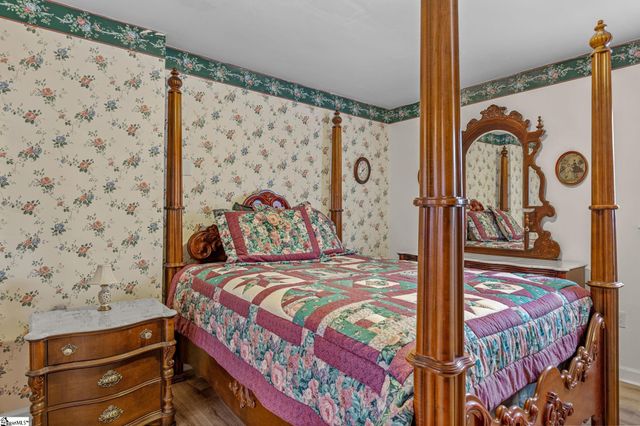 573 Mauldin Lake Road, Liberty, SC 29657