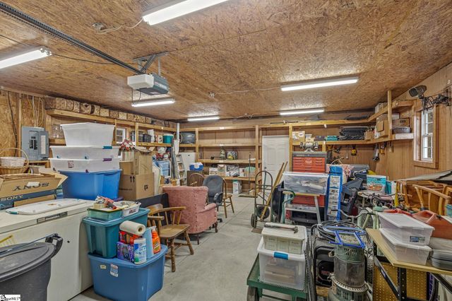 573 Mauldin Lake Road, Liberty, SC 29657