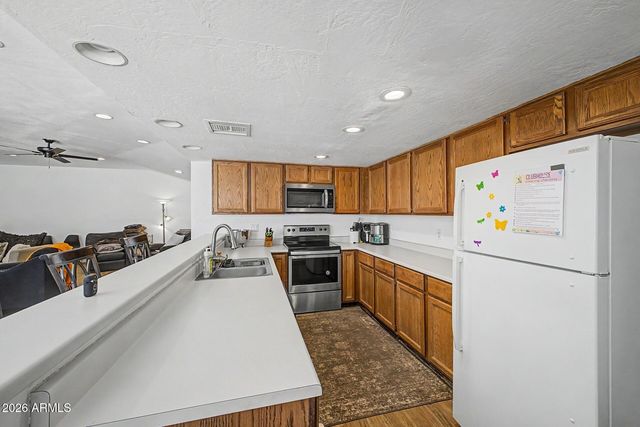 4330 N 5TH Avenue 211, Phoenix, AZ 85013