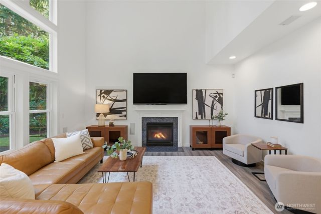 4316 N Foxglove Drive, Gig Harbor, WA 98332