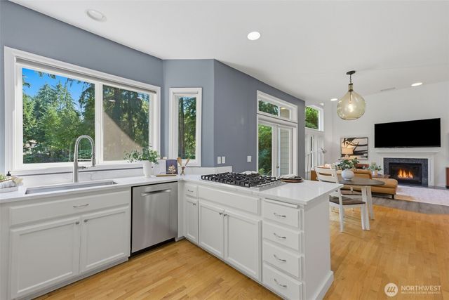 4316 N Foxglove Drive, Gig Harbor, WA 98332
