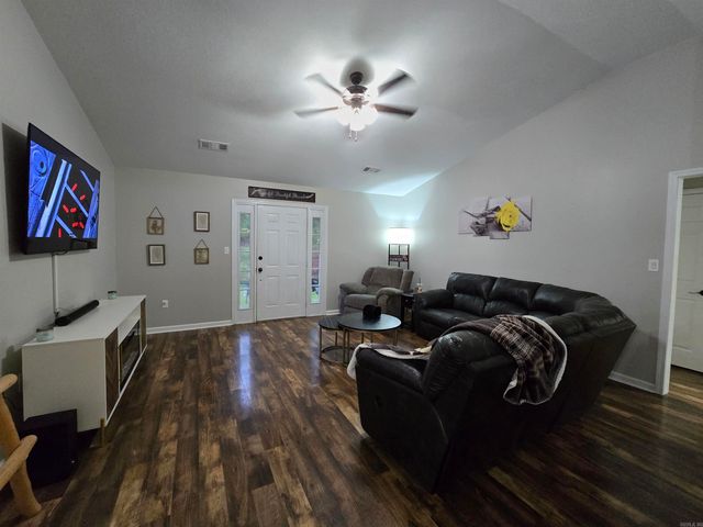 4906 Finch Road, Paragould, AR 72450