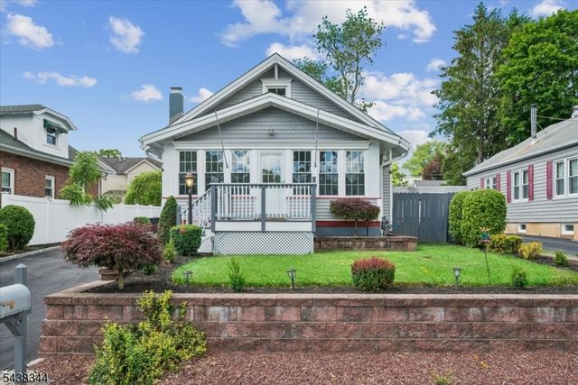 15 Clover Pl, Mine Hill Twp., NJ 07803