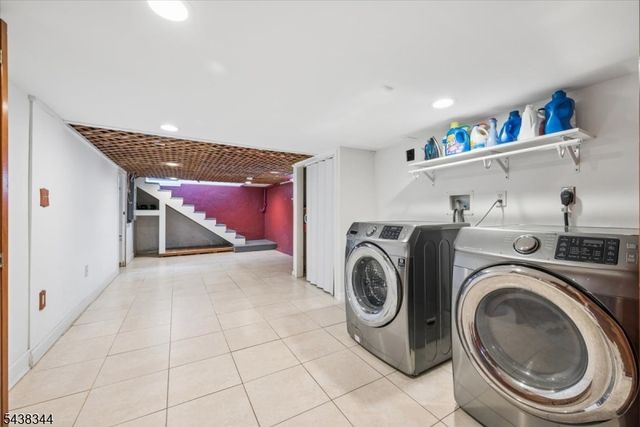 15 Clover Pl, Mine Hill Twp., NJ 07803