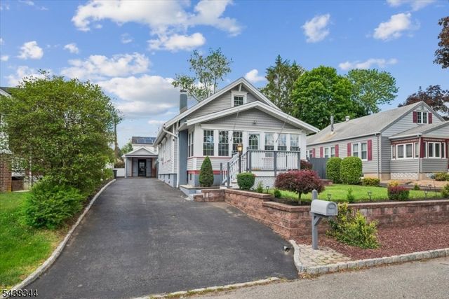 15 Clover Pl, Mine Hill Twp., NJ 07803