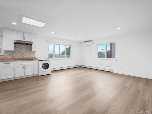40-08 214th Place, Bayside, NY 11361